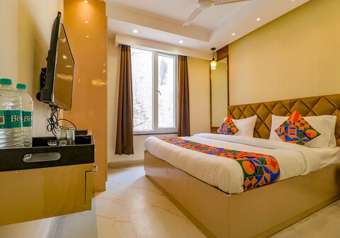 FabHotel Pitampura
