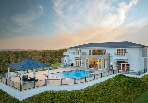 ama Stays and Trails Holland Home Nashik