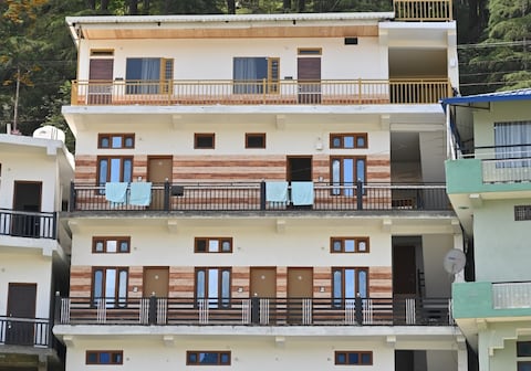 An Himalayan View by StayApart