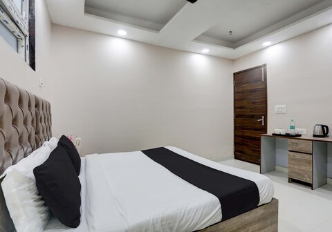 Flagship The Bed Box