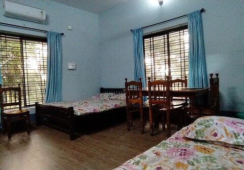 StayCool Homestay near International airport