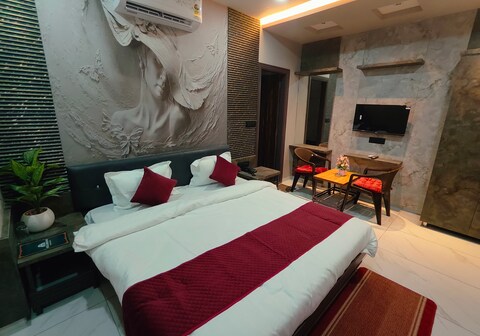 Hotel Anaaya-NX on the Way to Khatu Shyam Ji Temple