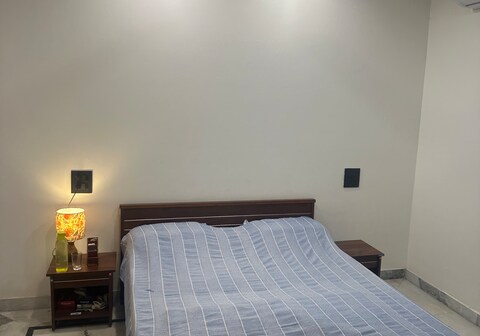 Luxury Apartment near airport vasant kunj