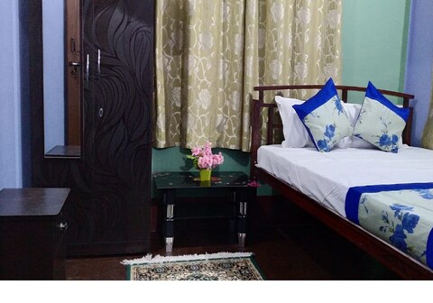 Saradamani Homestay (Gorubathan)