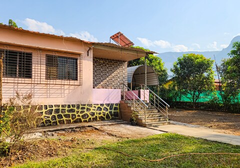 Ave Maria Farm house