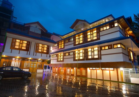 At Wood Resort Munnar