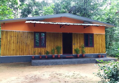 Plappalliyil Cottage