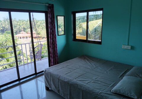 ANANDI NIWAS - HOMESTAY (KARDE)