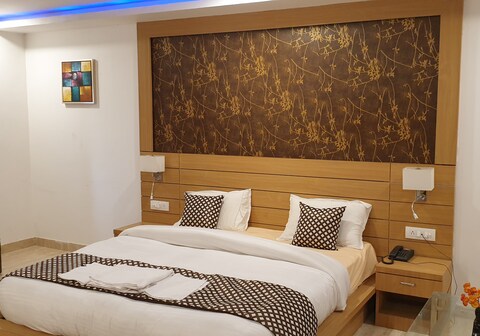 LIMEWOOD HOTEL & RESTAURANT