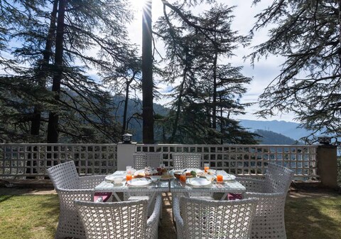 StayVista at Star @ Oakwood Manor