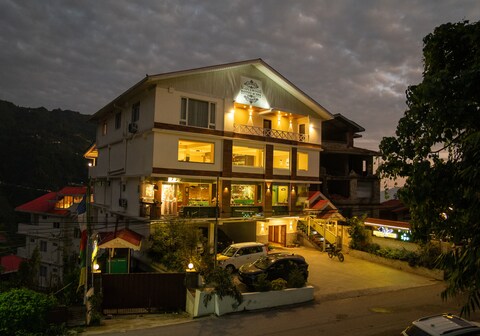 Maplewood Hotel & Spa