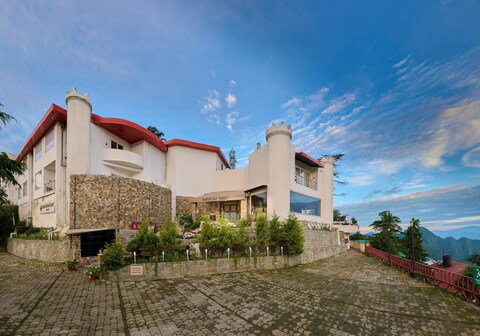 Renest Dunsvirk Court, Mussoorie