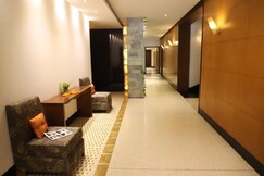 Hotel The Manor, Delhi Hotel The Manor, Delhi