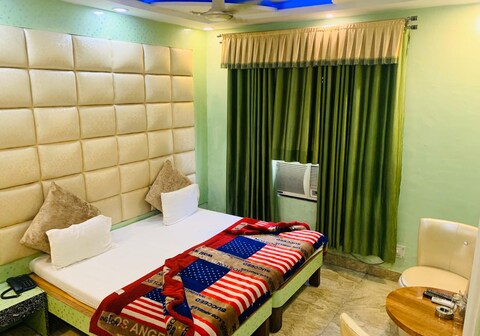 Hotel Golden Palace