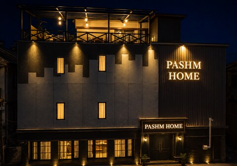 Hotel Pashm Home- Dargah Hazratbal Shrine Dal Lake