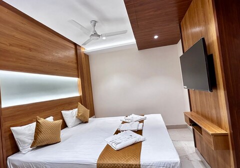 The Paradise Platinum