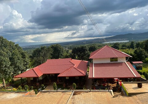 Jungle Valley Homestay |Plantation-view Rooms