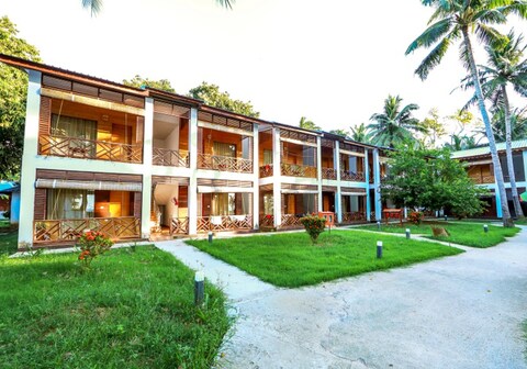 Pearl Park Beach Resort