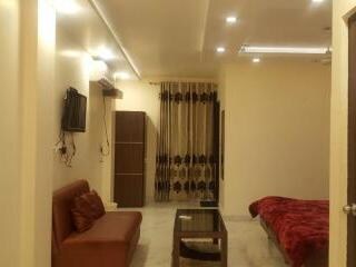 Green Oak Guest House