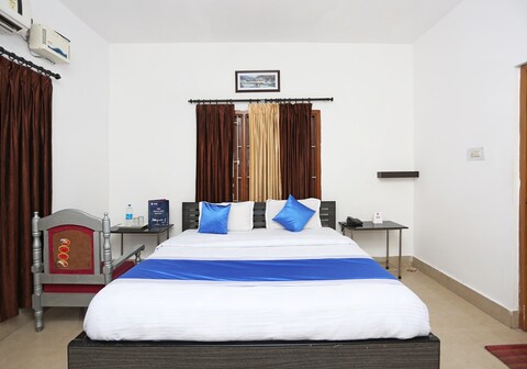 Super Hotel O Maa Banadurga Inn