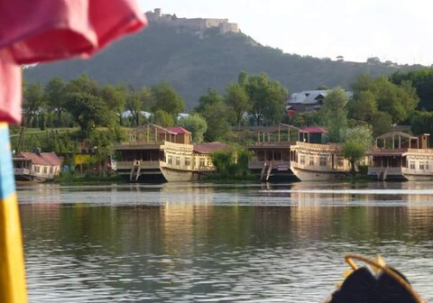 Houseboat Sher-e-kashmir