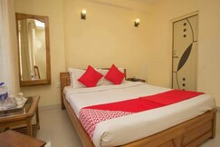 Pokhrel lodge, Darjeeling Pokhrel lodge, Darjeeling