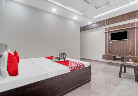 Hotel O Amazing Guest House