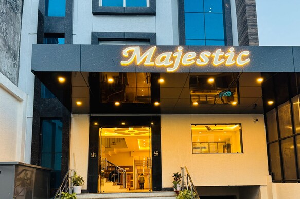 Hotel Majestic Lucknow