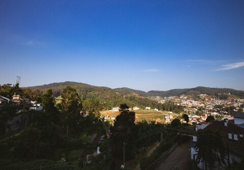 Grandis Inn By Avkanz