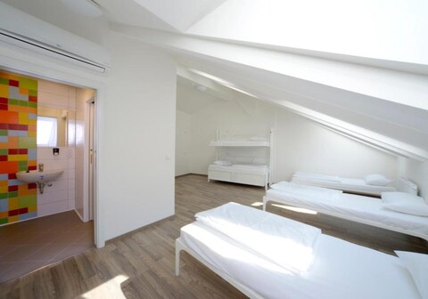 Safestay Prague Charles Bridge