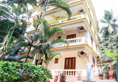 Calangute Salsa | 1 BHK Apartment & Pool