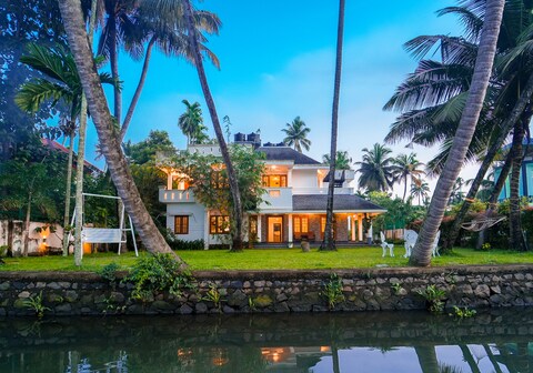 The Kochi Back Water Resort