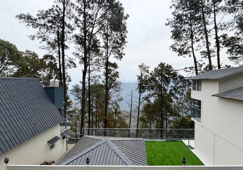 Cloud Nest Cottage Villa