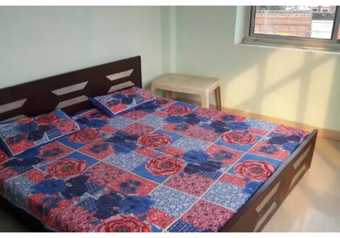 Choudhary Yatri Niwas (Double Bedded Room II)