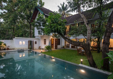 StayVista | Shalom Pool Villa