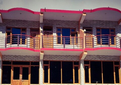 Hotel Ansh& Restaurant,Barot Valley