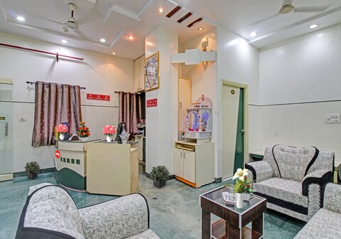 Super Hotel O Sunshine Inn