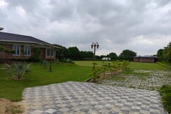 Spree Farmstay, Delhi Spree Farmstay, Delhi