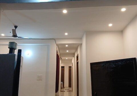 Mangal Kashi P Guest House