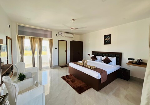 Aahaar Numaligarh | Premium Stay With Restaurant