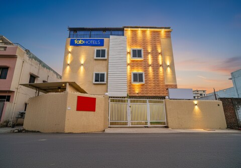 FabHotel Sonnet Inns