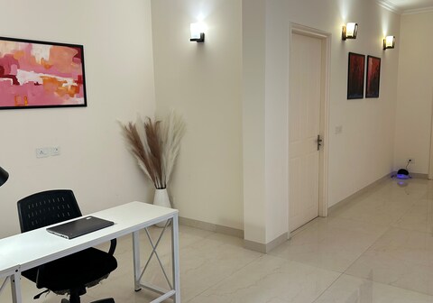 3BHK Iris Inn By Nest Hospitality