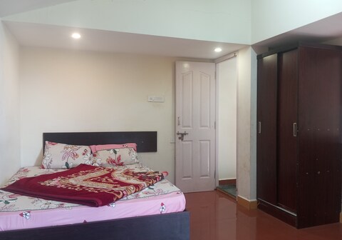Independent hill view 2bhk cottage