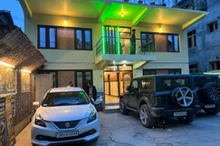 Heeposh Guesthouse, Srinagar Heeposh Guesthouse, Srinagar