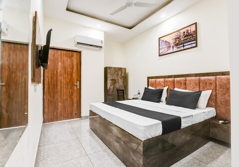 Hotel O A GRAND REGENCY