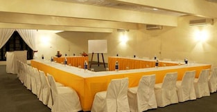Palace Hotel (Bikaner House), A Heritage Hotel, Mount Abu Palace Hotel (Bikaner House), A Heritage Hotel, Mount Abu
