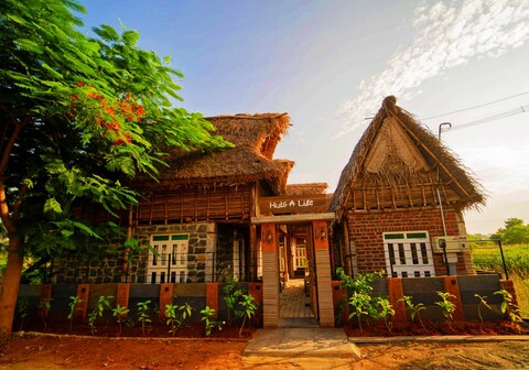 Bop Huts Life Homestay