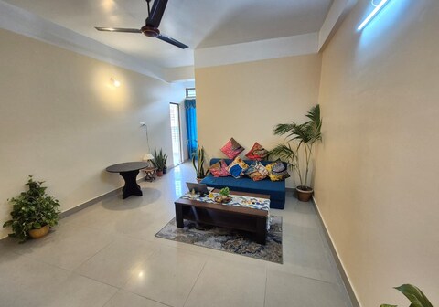 Hridys Apartment | Near Downtown Hospital