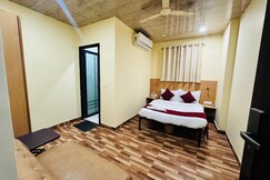 Hotel Royal Residency near Laxmi nagar, Delhi Hotel Royal Residency near Laxmi nagar, Delhi