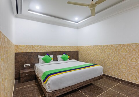 Treebo Sri Krishna Palace